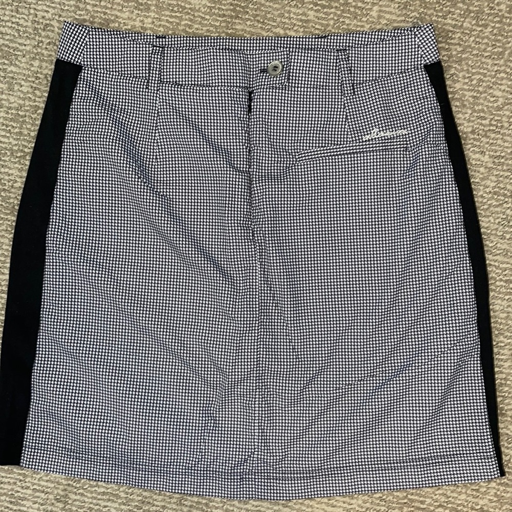 NWT abacus Golf Skort.